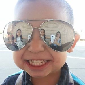 Meet your Posher, Marisa